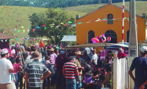 FESTA DE SÃO JOÃO DOZINHO LEITE